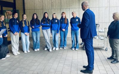 Kultusminister würdigt „JtfO&P“-Erfolg der U16 Volleyballerinnen an der Profilschule für Sporttalente